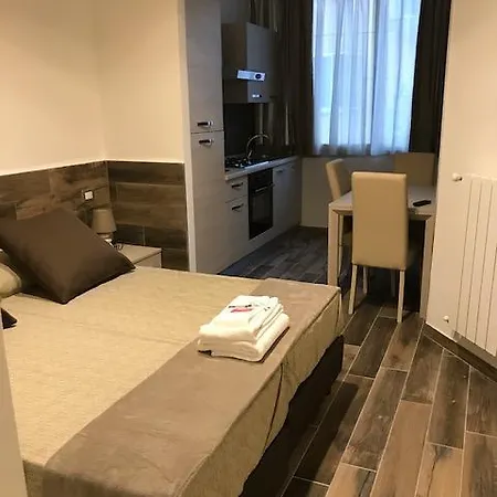 Fiera Maglo' לינה וארוחת בוקר 3*
